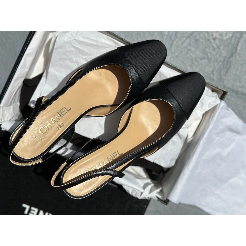 Chanel Black Grosgrain Cap Toe Slingback Pumps Size 40 CC Logo
